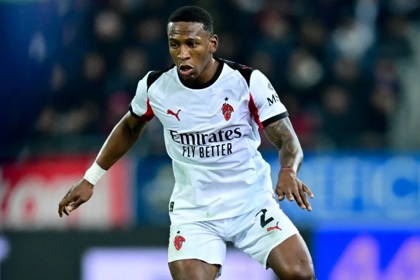 img of AC Milan rescata un empate 1-1 ante la Fiorentina con Estupiñán como titular